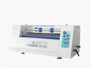 Machine à coller les membranes